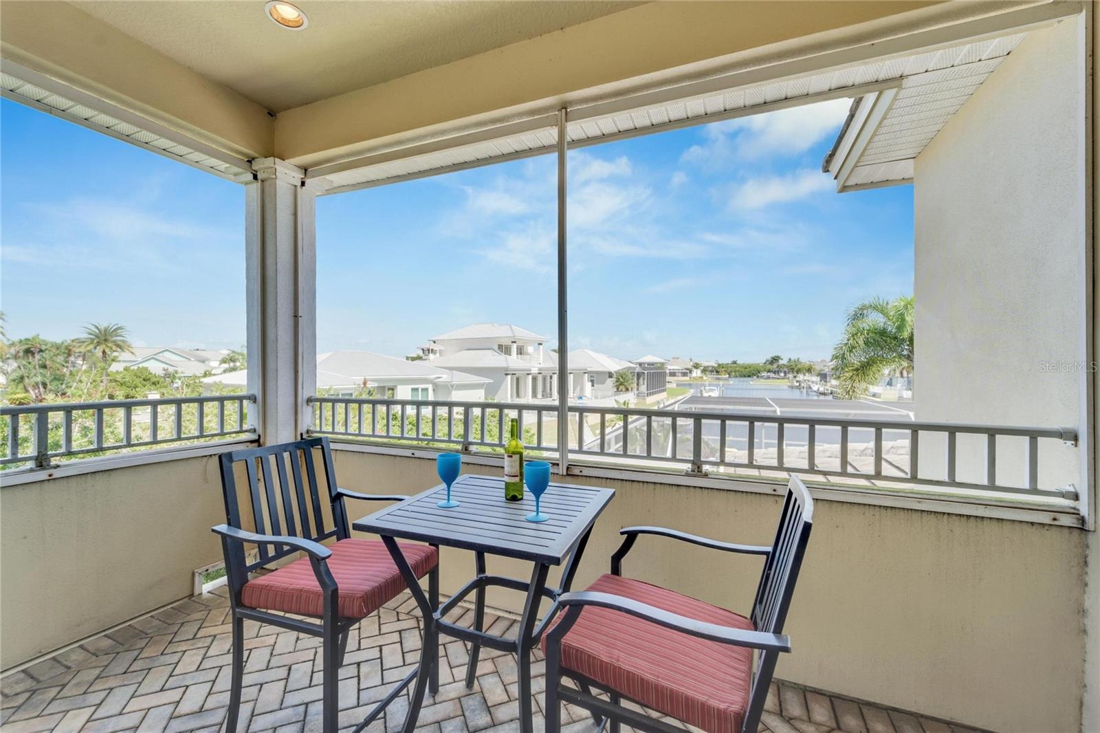 Image 35 of 92 For 517 Mirabay Boulevard