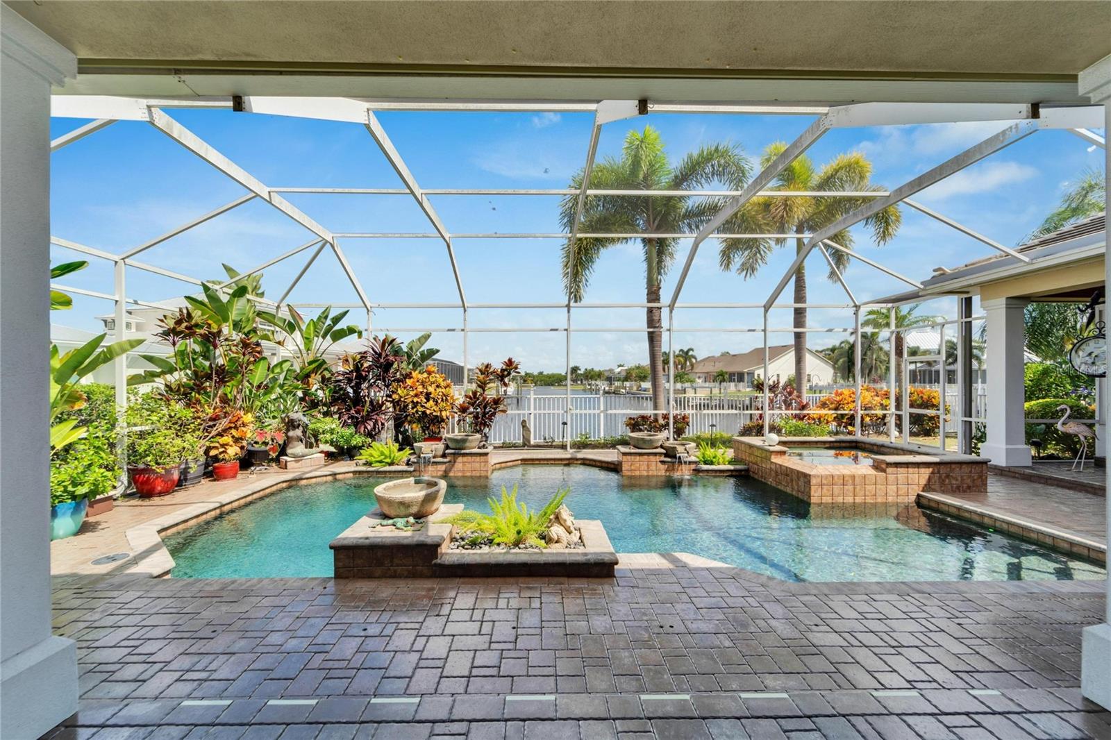 Image 64 of 92 For 517 Mirabay Boulevard
