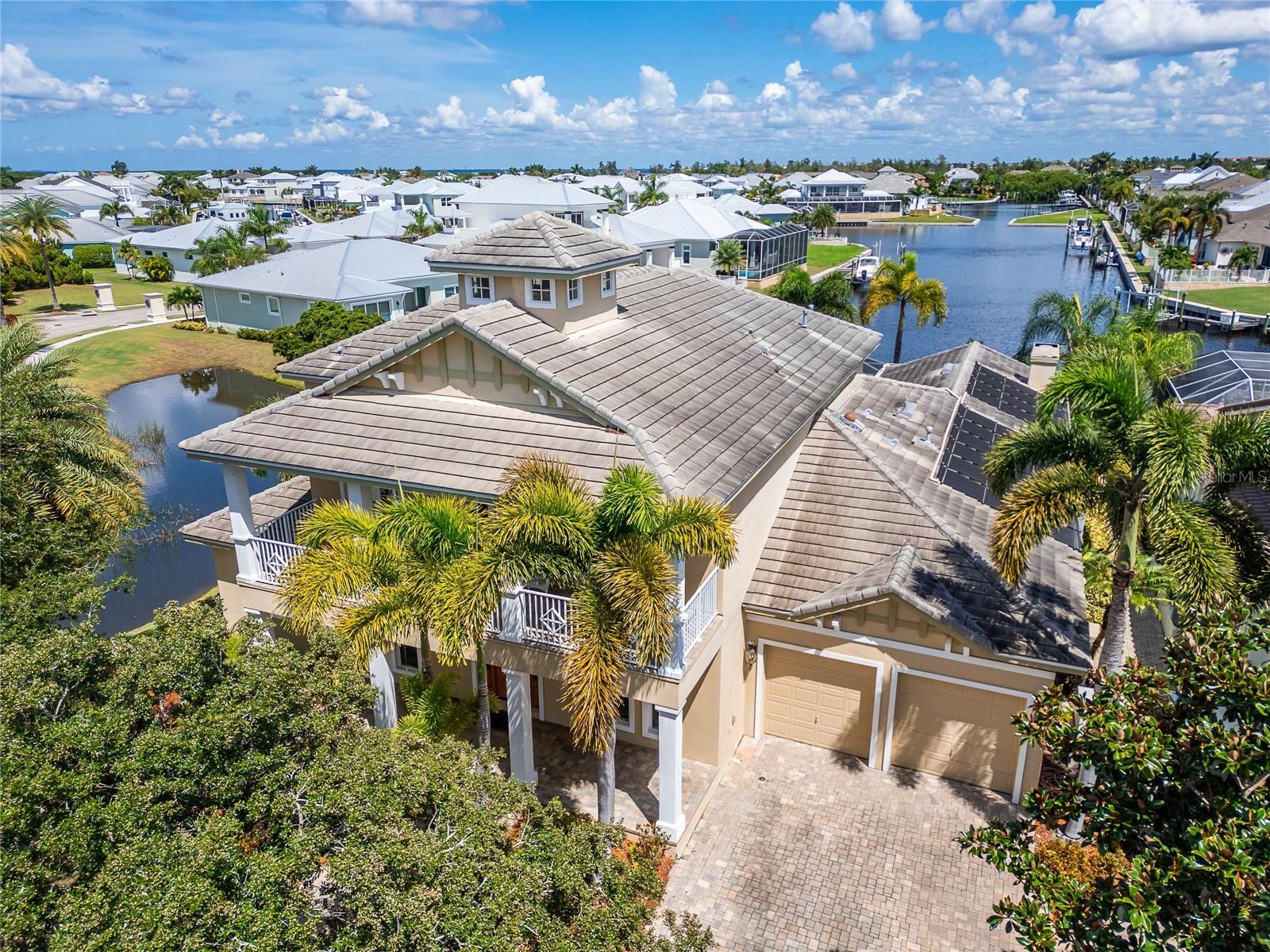 Image 84 of 92 For 517 Mirabay Boulevard