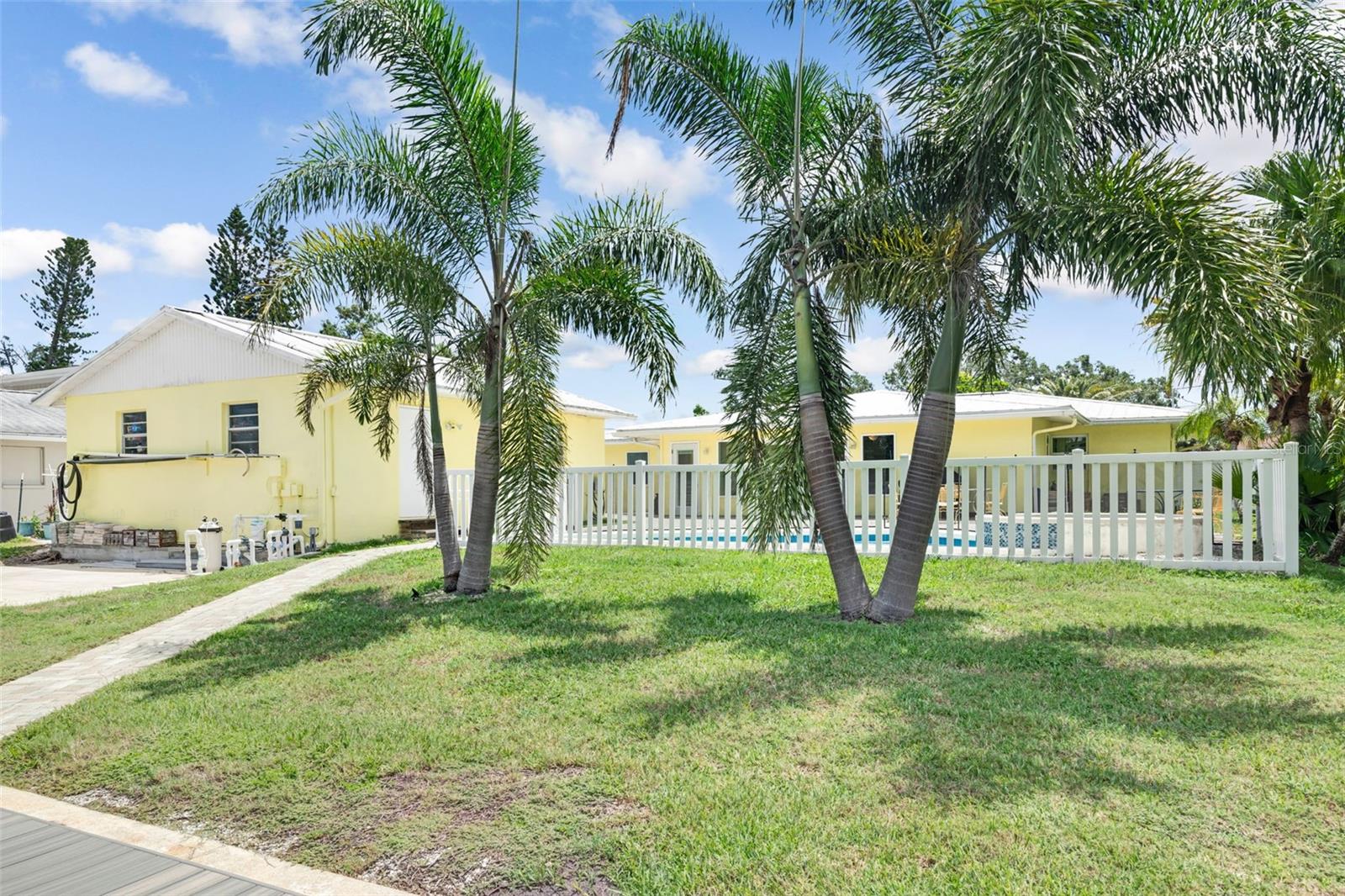 Image 45 of 56 For 5207 Palmetto Point Drive