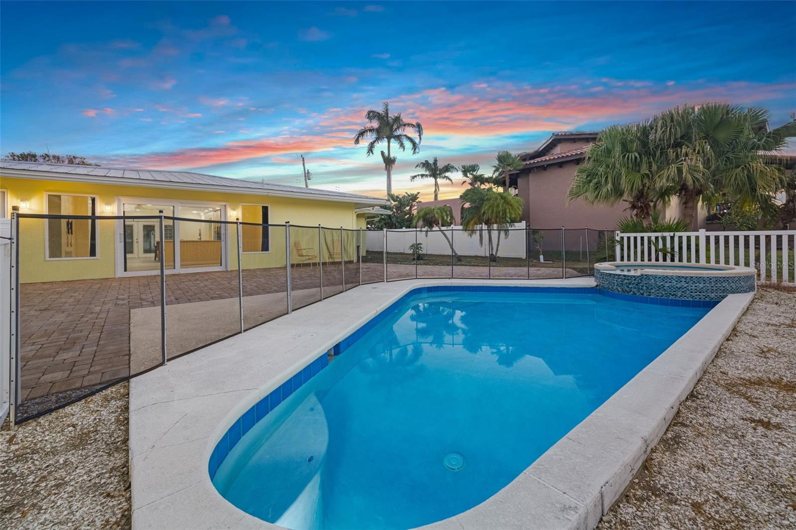 Image 65 of 97 For 5207 Palmetto Point Drive