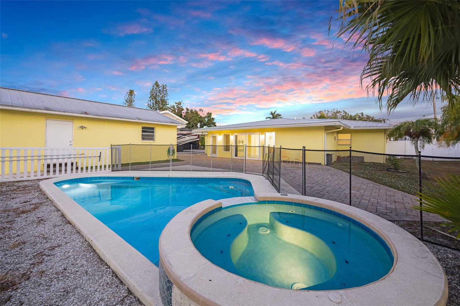 Image 67 of 97 For 5207 Palmetto Point Drive