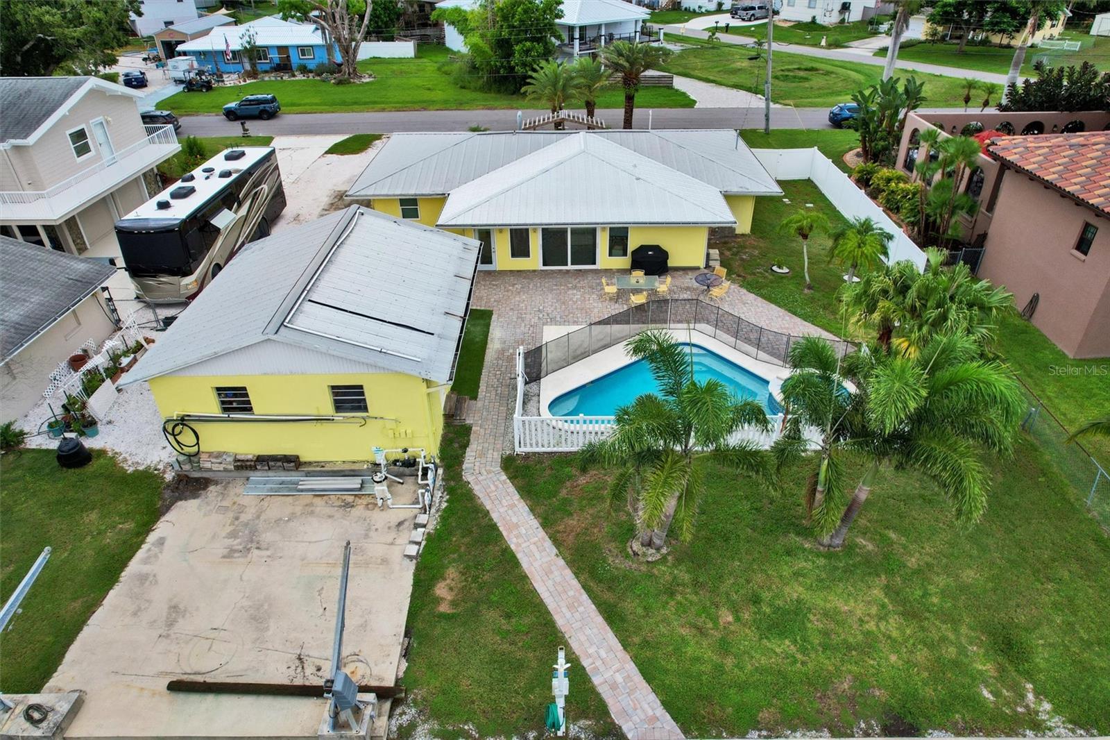 Image 83 of 97 For 5207 Palmetto Point Drive