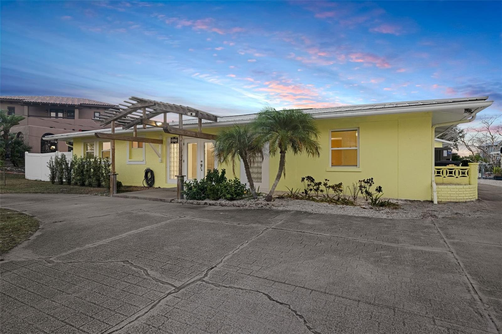 Image 96 of 97 For 5207 Palmetto Point Drive