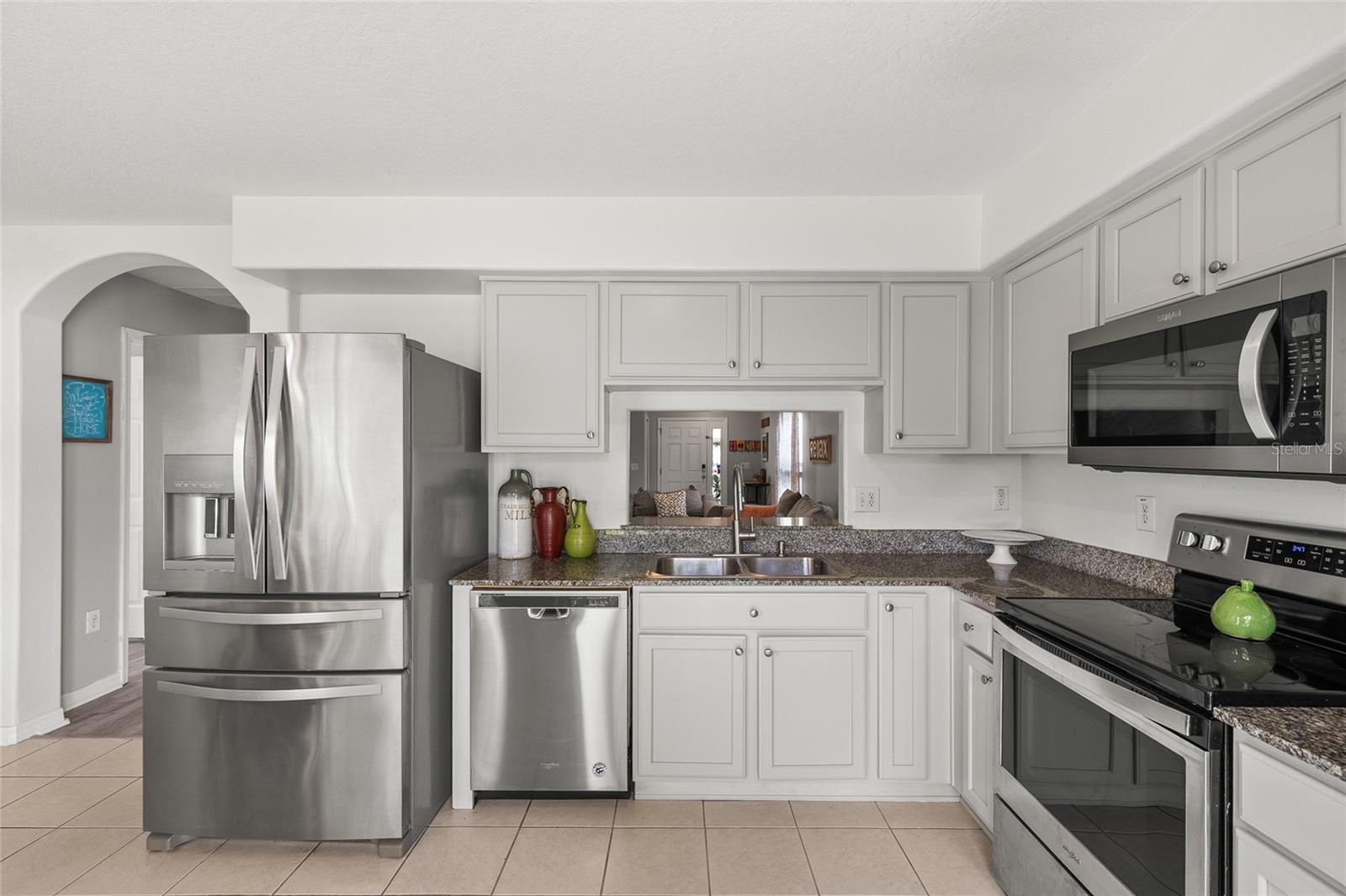 Image 13 of 37 For 25914 Crippen Drive