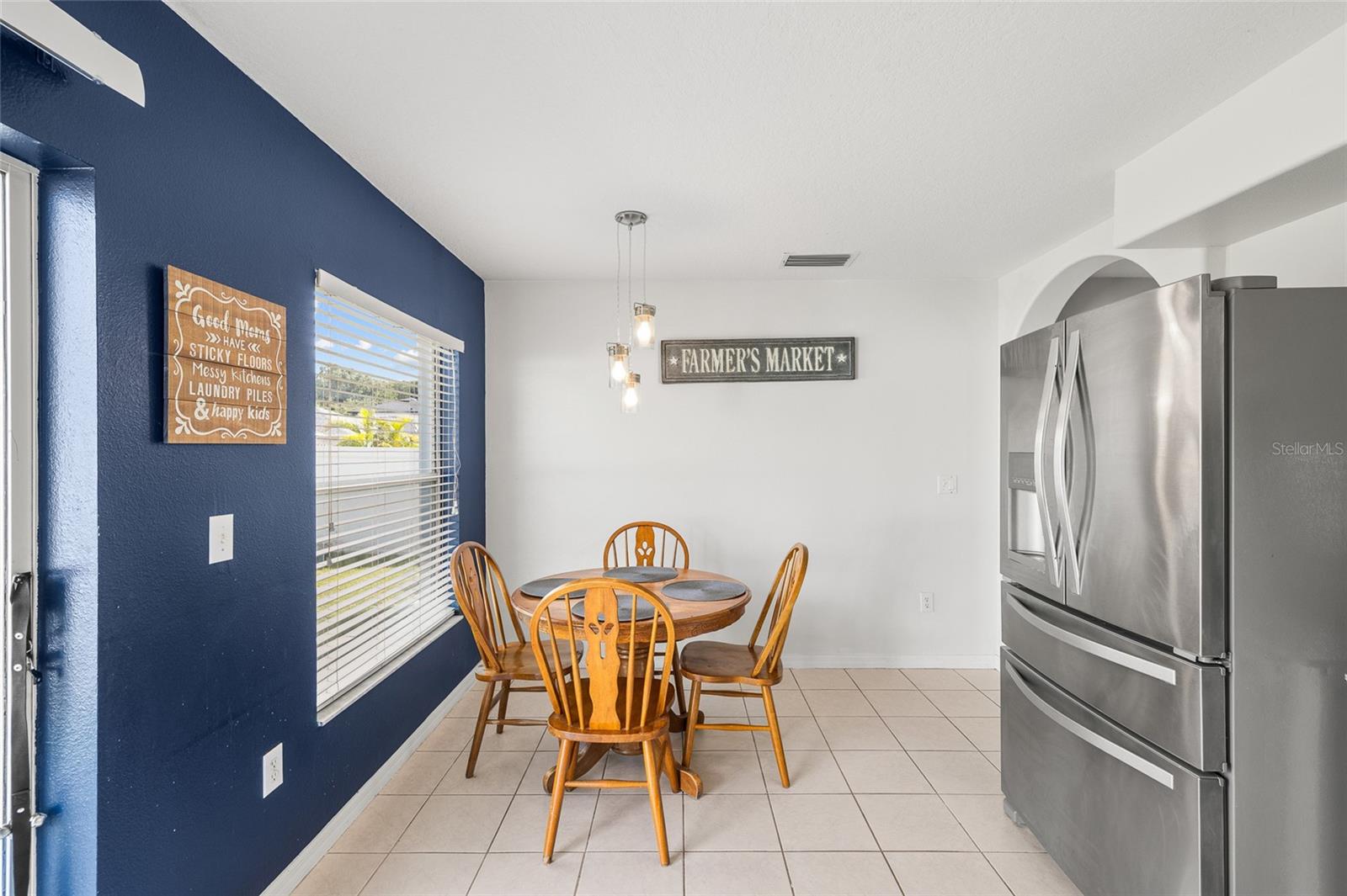 Image 16 of 37 For 25914 Crippen Drive