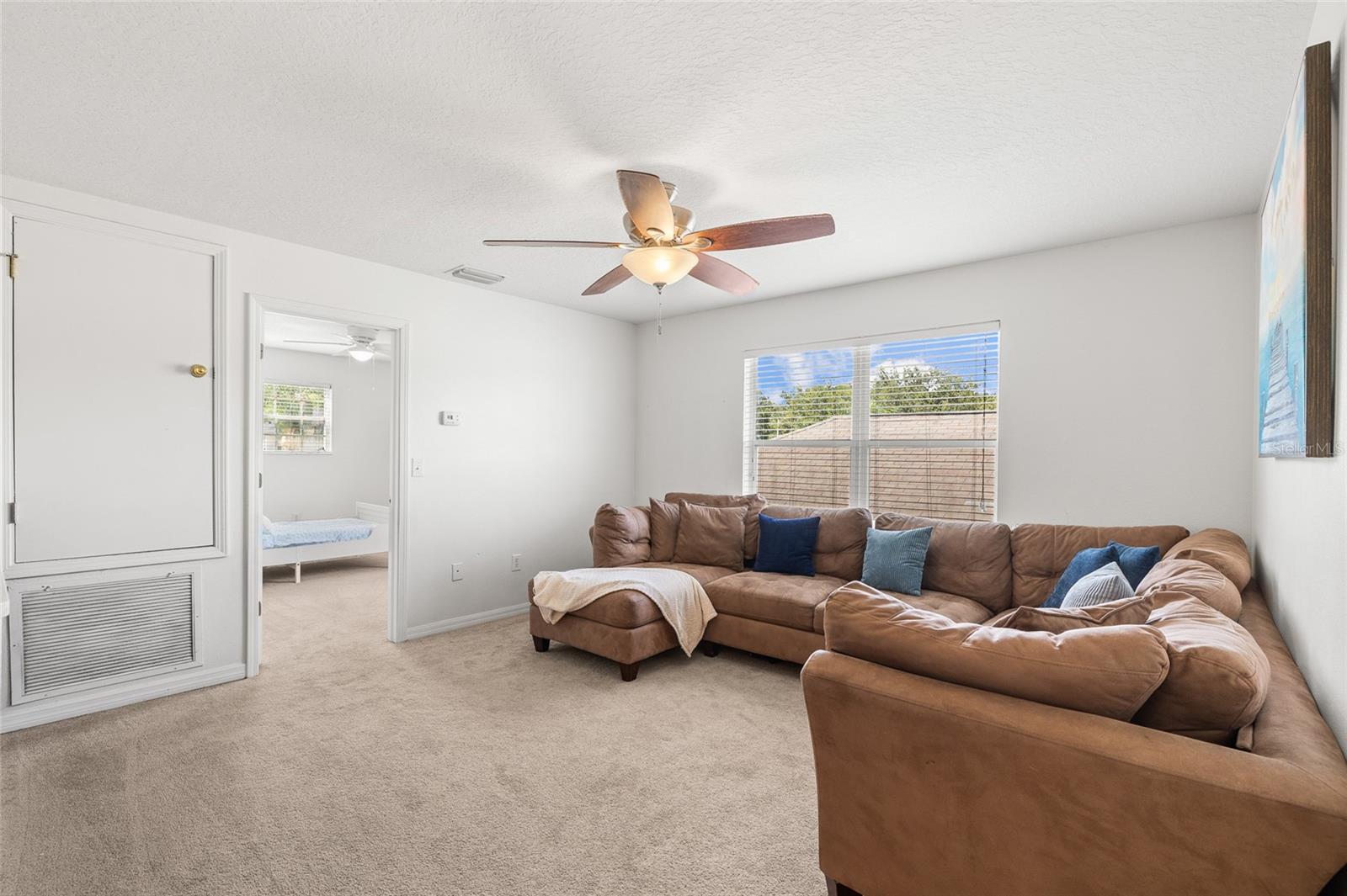 Image 24 of 37 For 25914 Crippen Drive