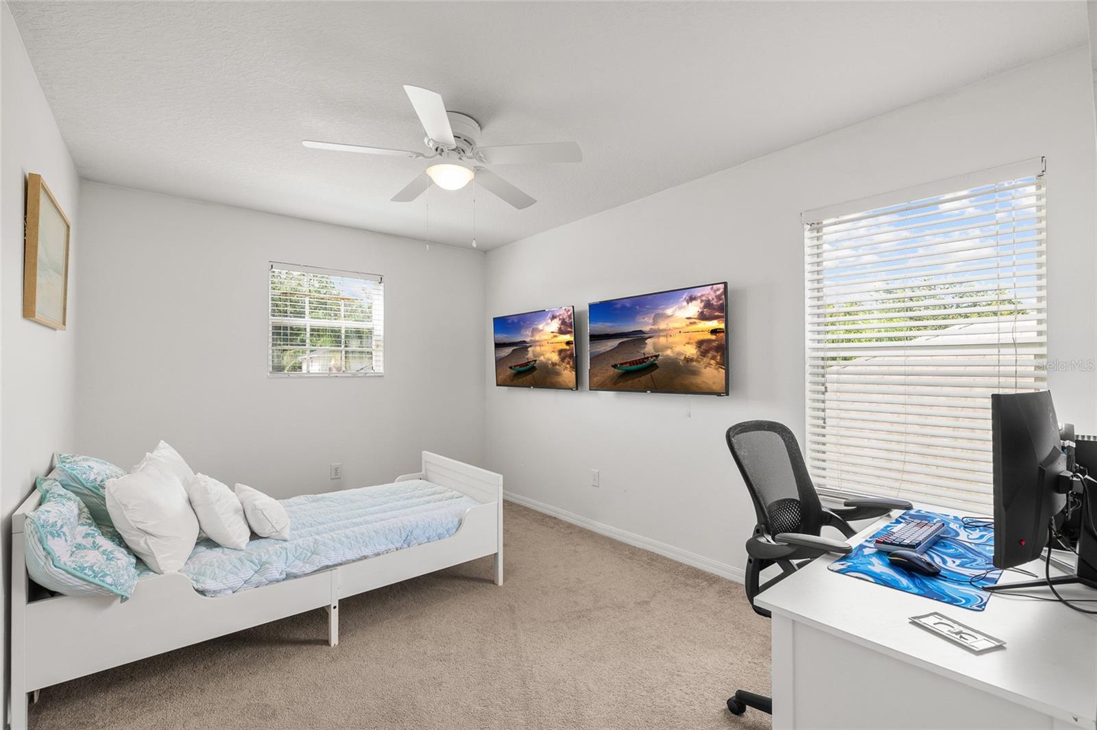 Image 25 of 37 For 25914 Crippen Drive