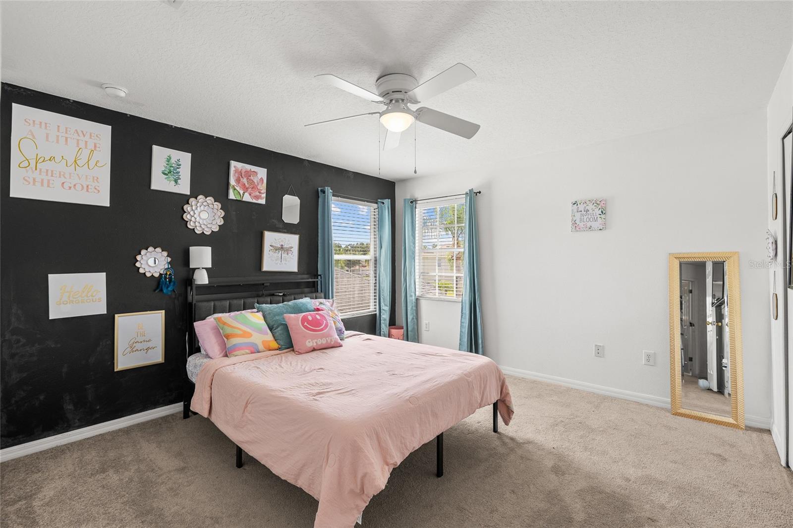 Image 28 of 37 For 25914 Crippen Drive