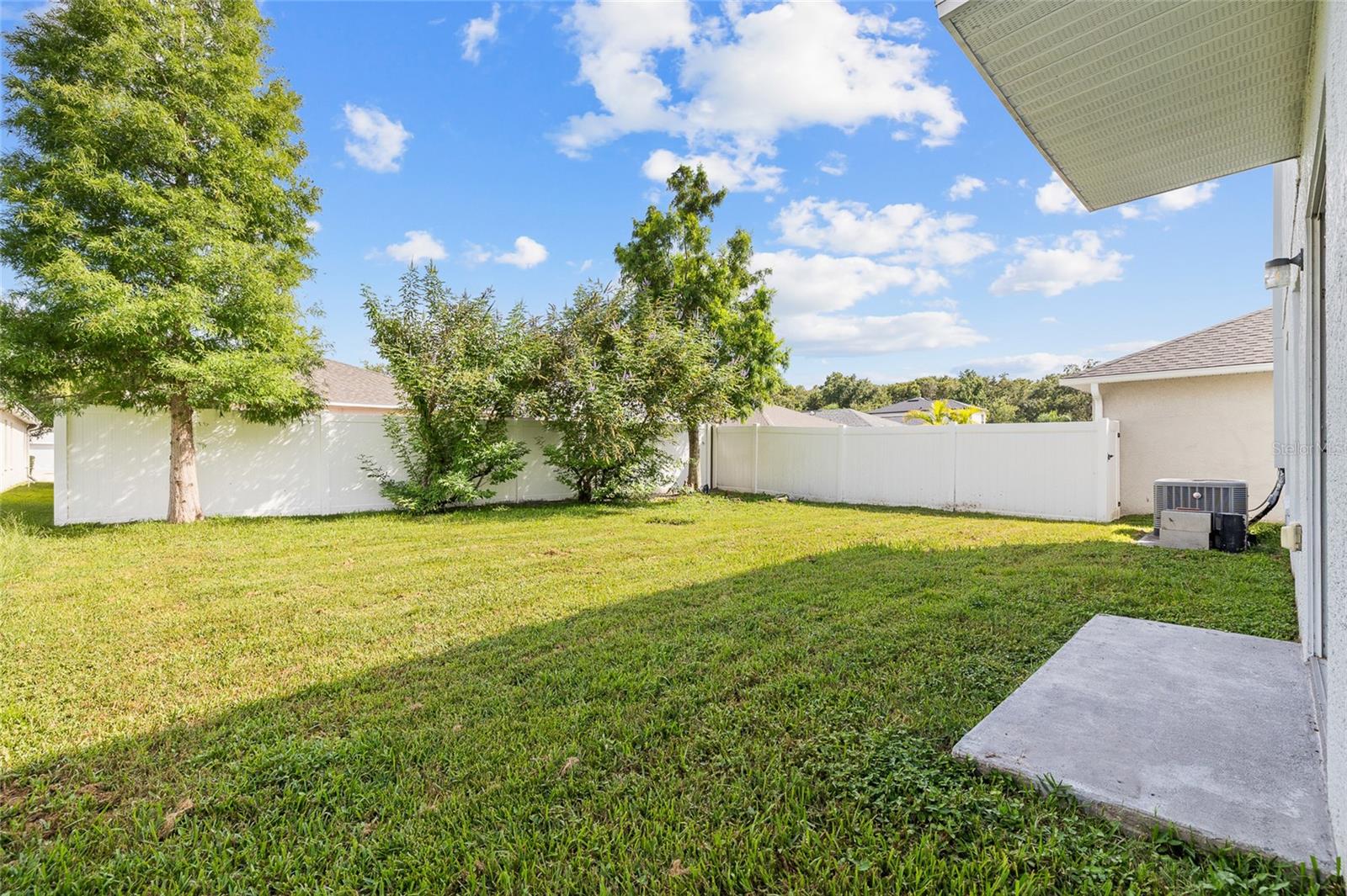 Image 31 of 37 For 25914 Crippen Drive