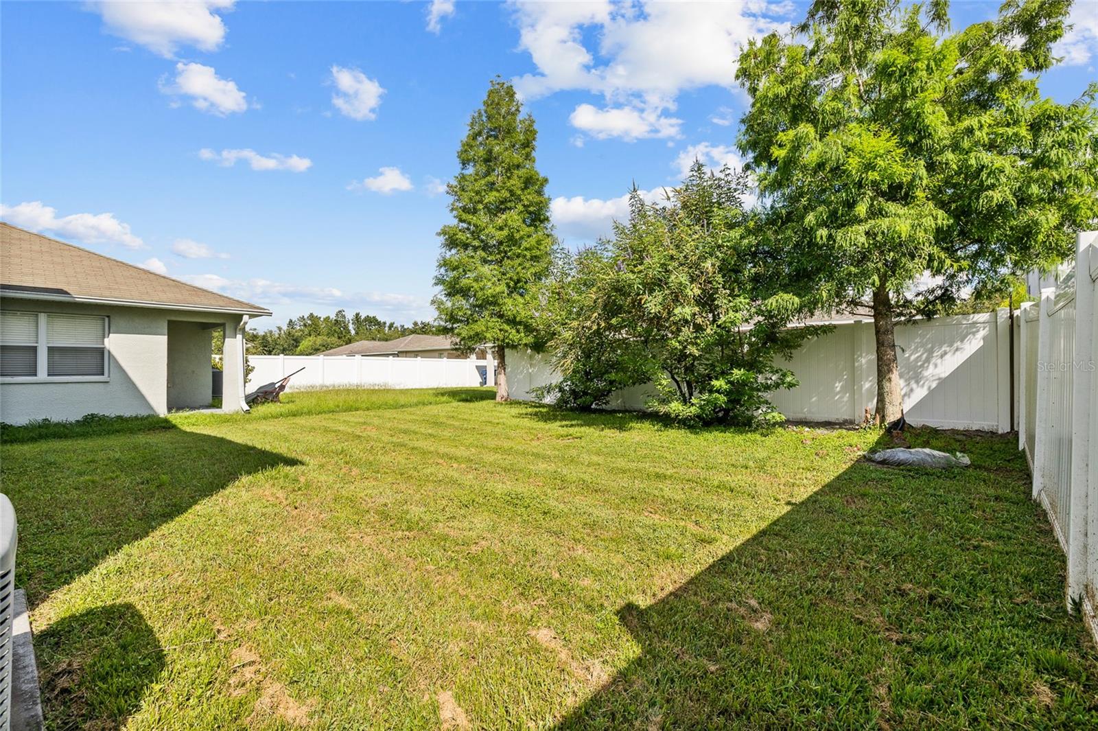 Image 34 of 37 For 25914 Crippen Drive