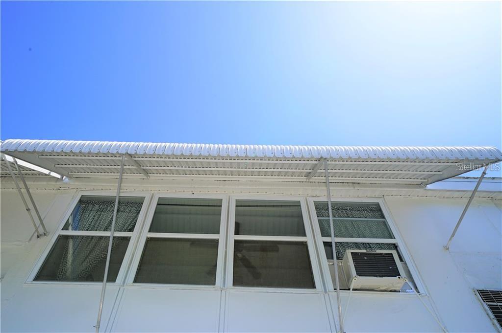 Image 17 of 28 For 5810 21st Street N 15