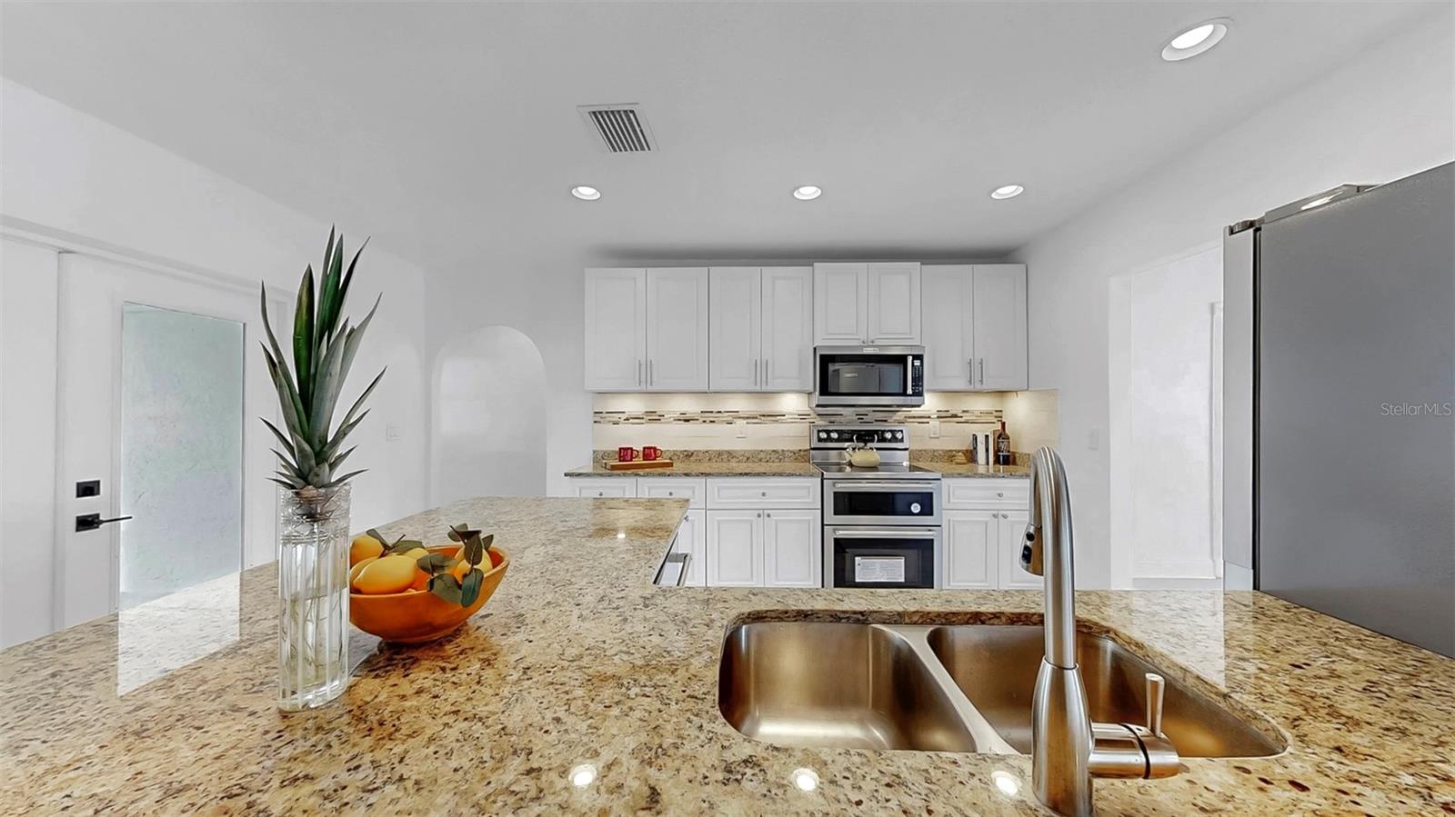 Image 33 of 60 For 9331 Elida Road