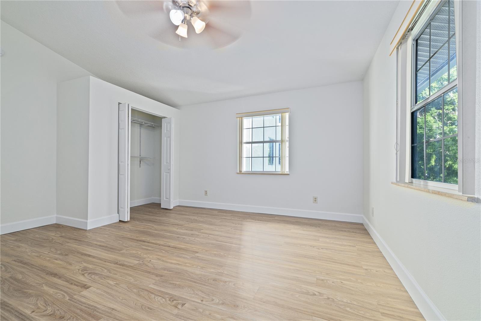 Image 11 of 20 For 113 Gladys Street B