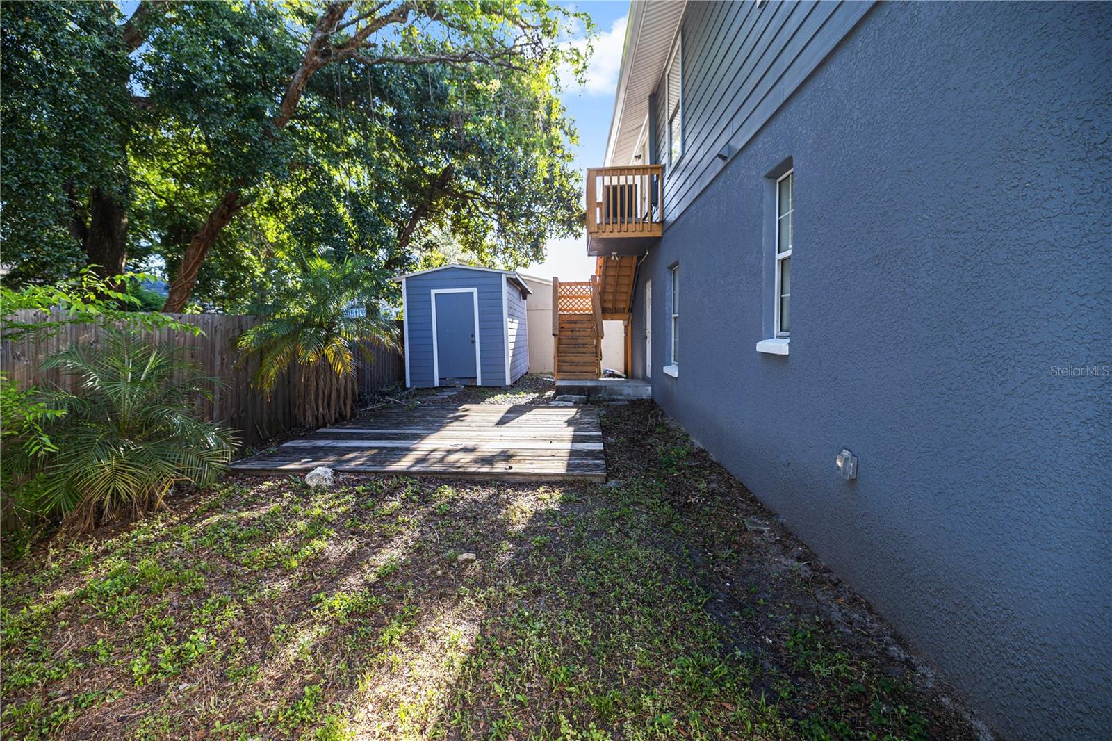Image 19 of 20 For 113 Gladys Street B