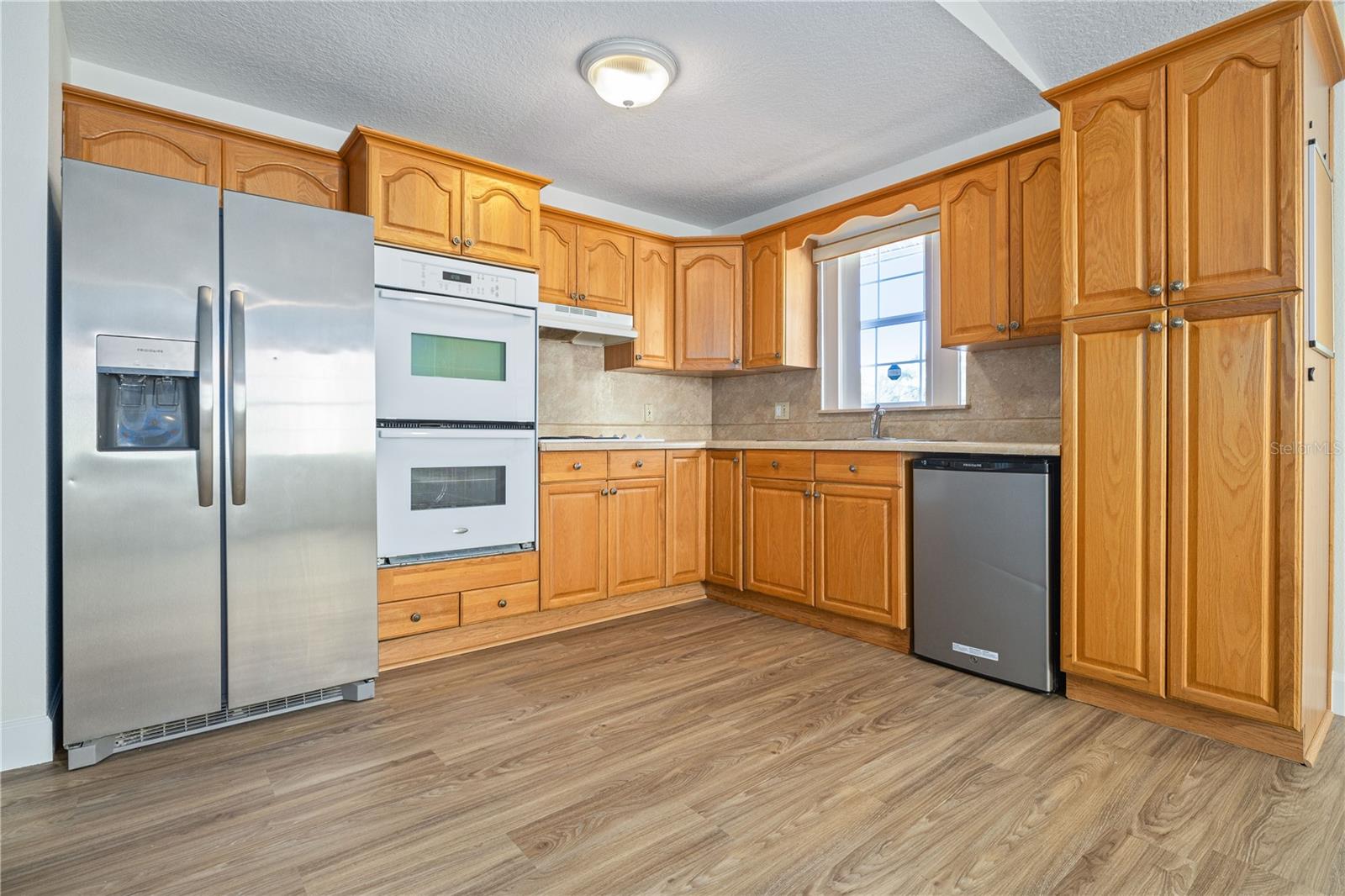 Image 4 of 20 For 113 Gladys Street B