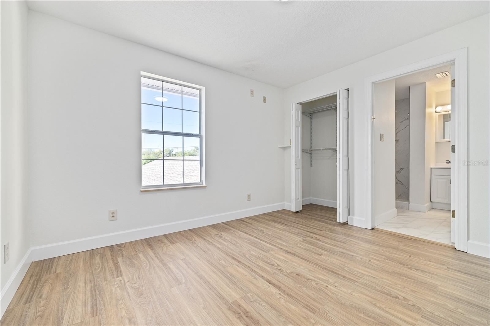 Image 7 of 20 For 113 Gladys Street B