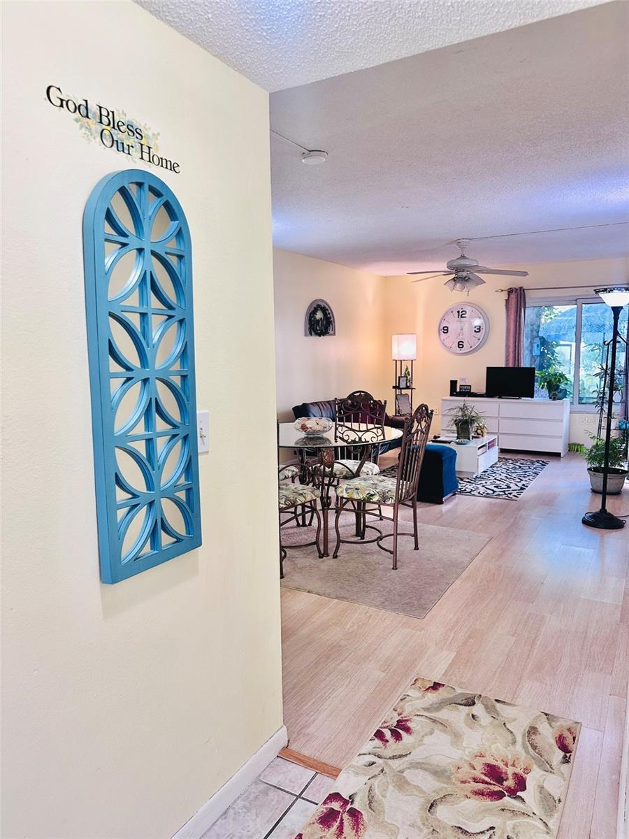 Image 5 of 43 For 2205 Belleair Road A7