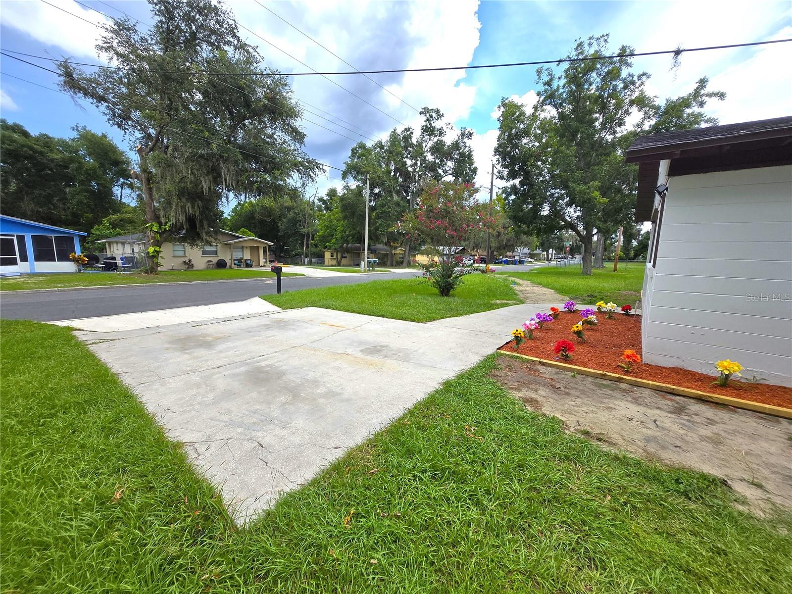 Image 39 of 75 For 1106 Crestview Avenue