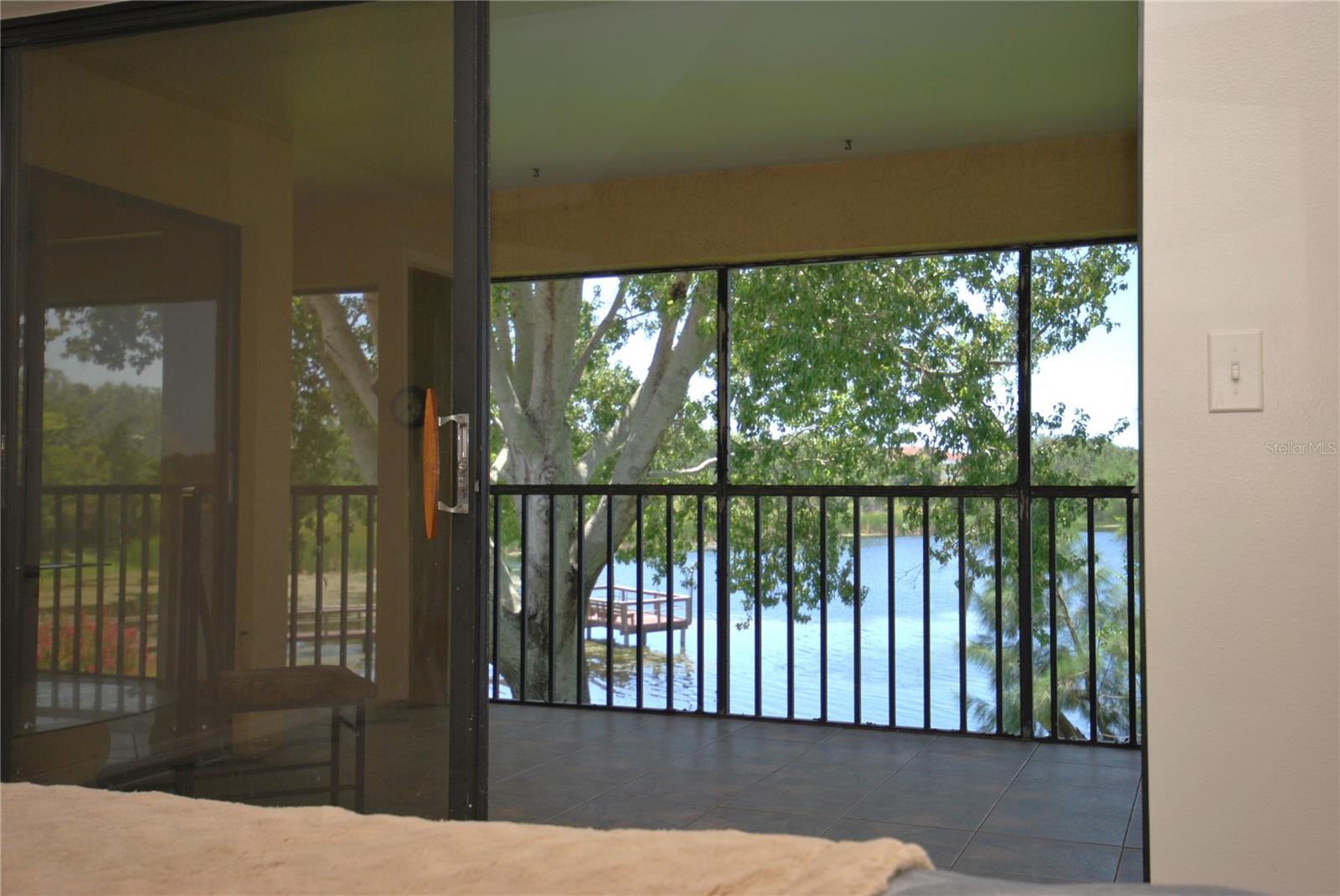 Image 15 of 31 For 2040 Lakeview Drive 206