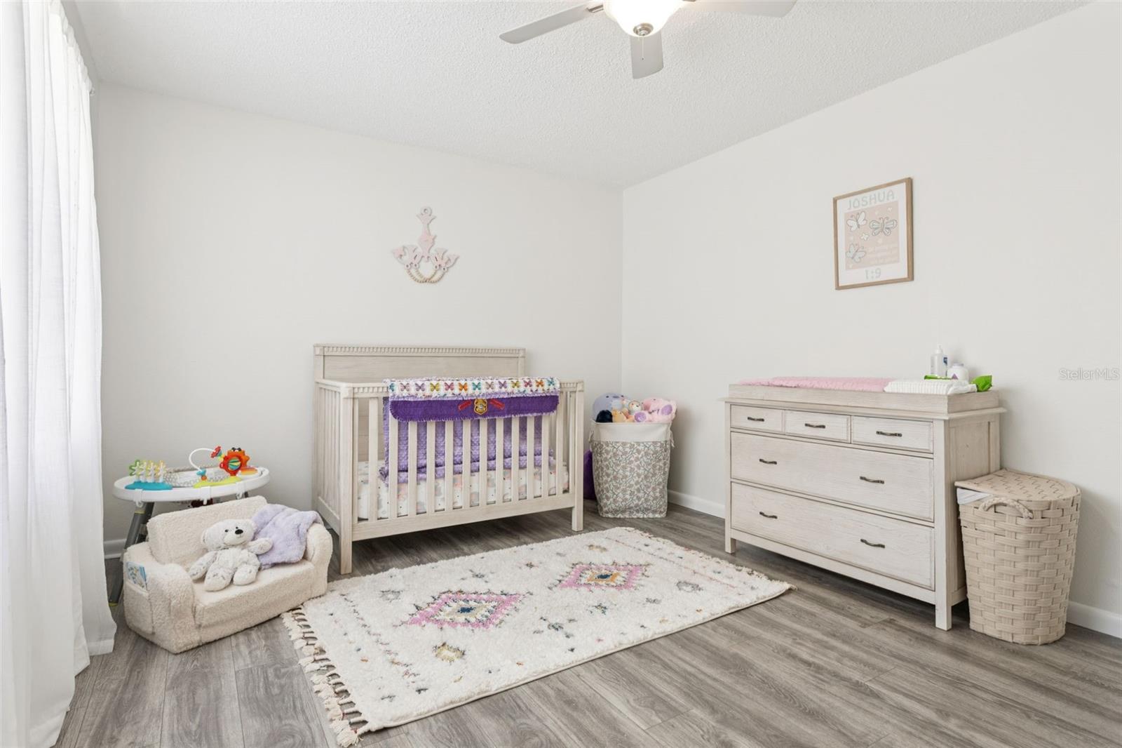 Image 23 of 27 For 6117 Calais Boulevard N 1