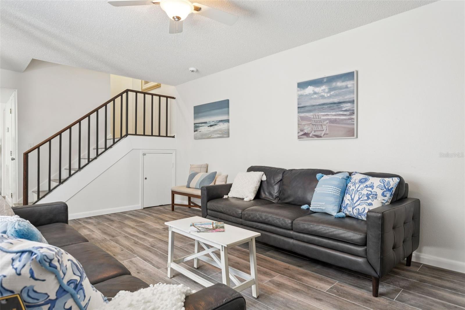 Image 9 of 27 For 6117 Calais Boulevard N 1