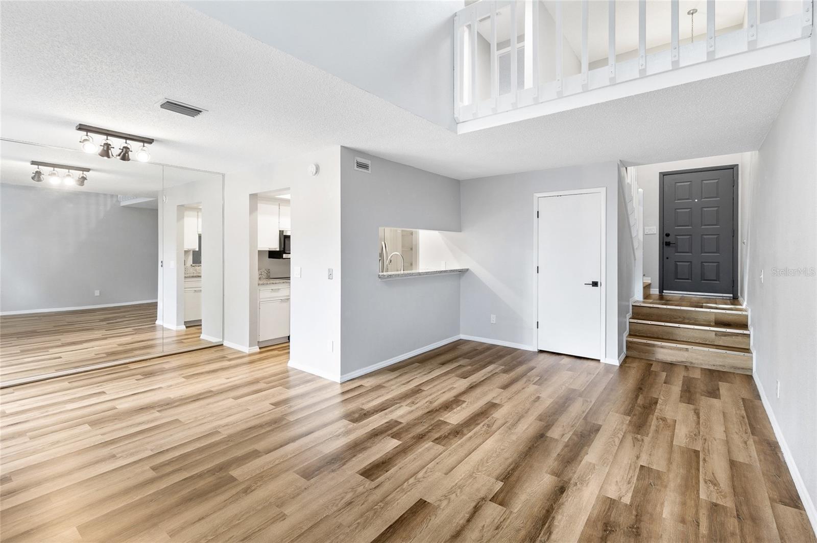 Image 5 of 26 For 12415 Titus Court 12415