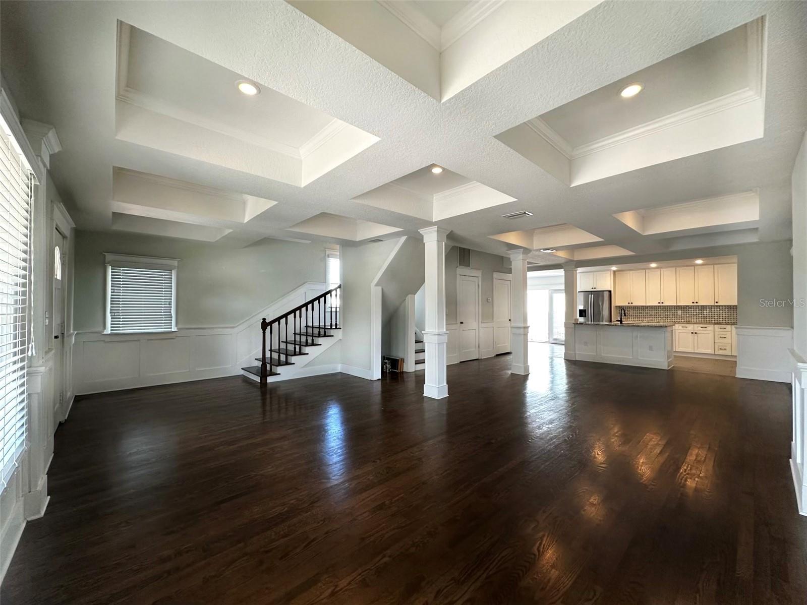 Image 2 of 19 For 773 4th Avenue N