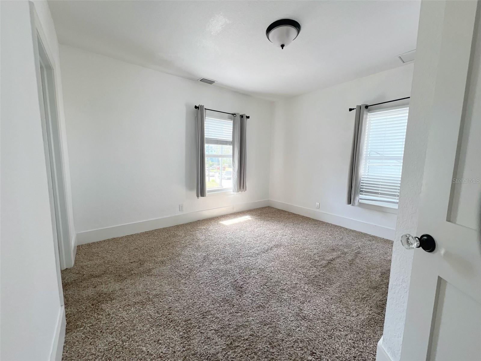 Image 6 of 19 For 773 4th Avenue N