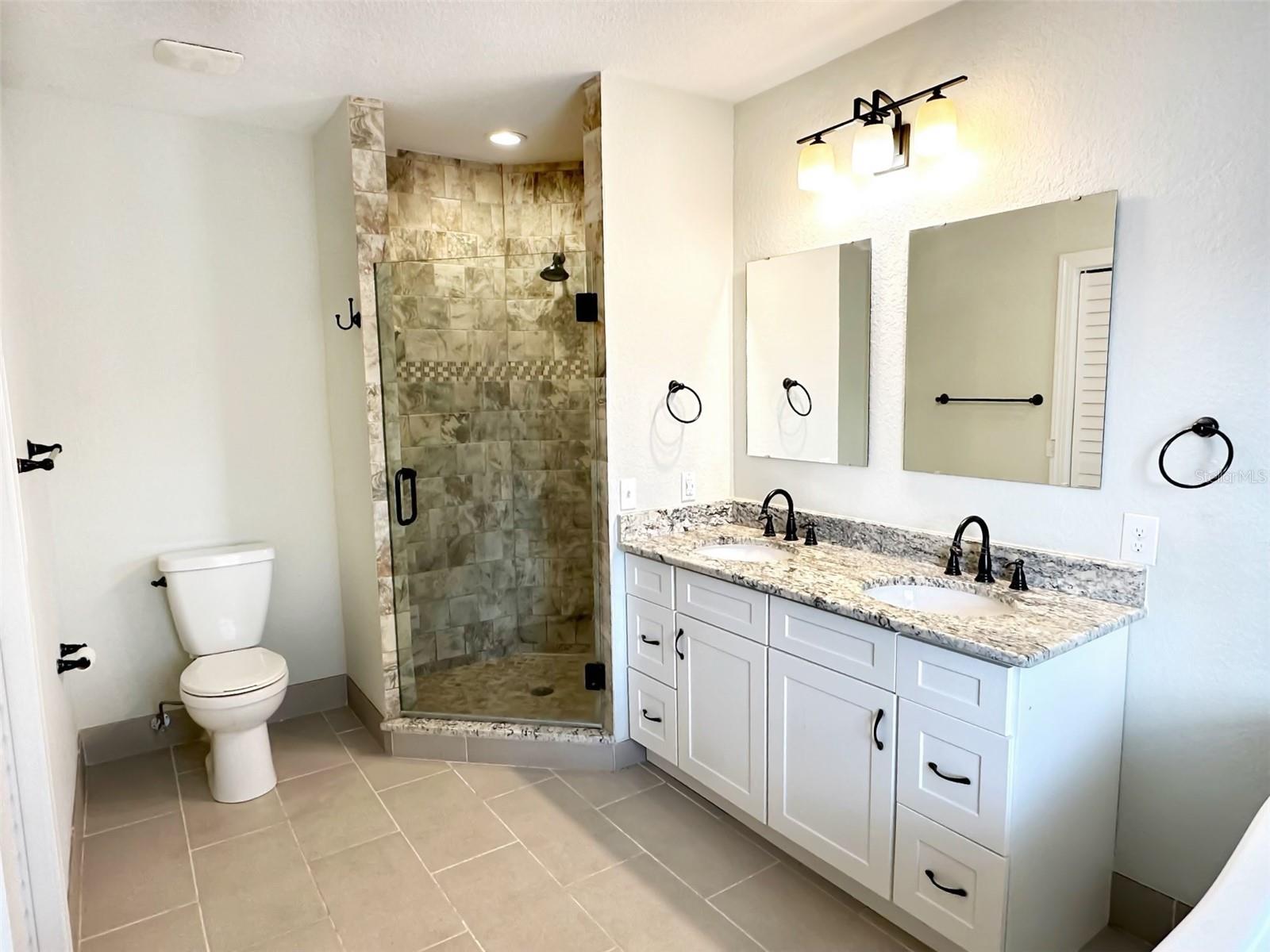 Image 7 of 19 For 773 4th Avenue N
