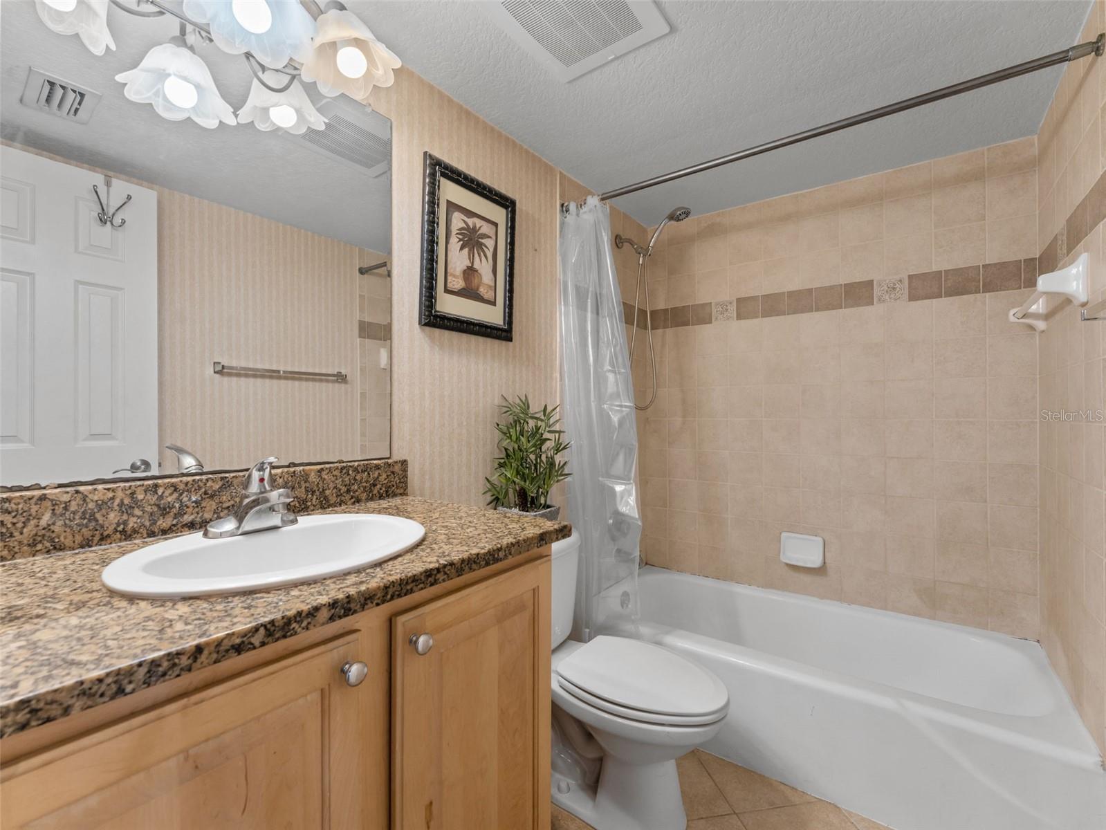Image 19 of 40 For 6150 Gulfport Blvd  404