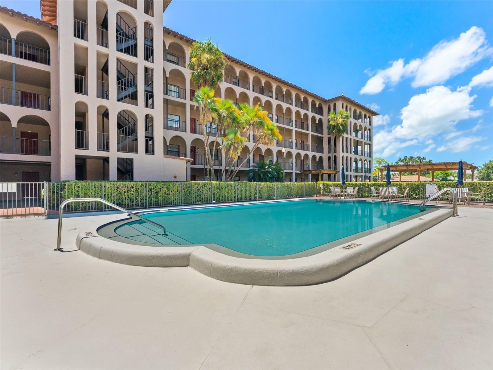 Image 26 of 40 For 6150 Gulfport Blvd  404