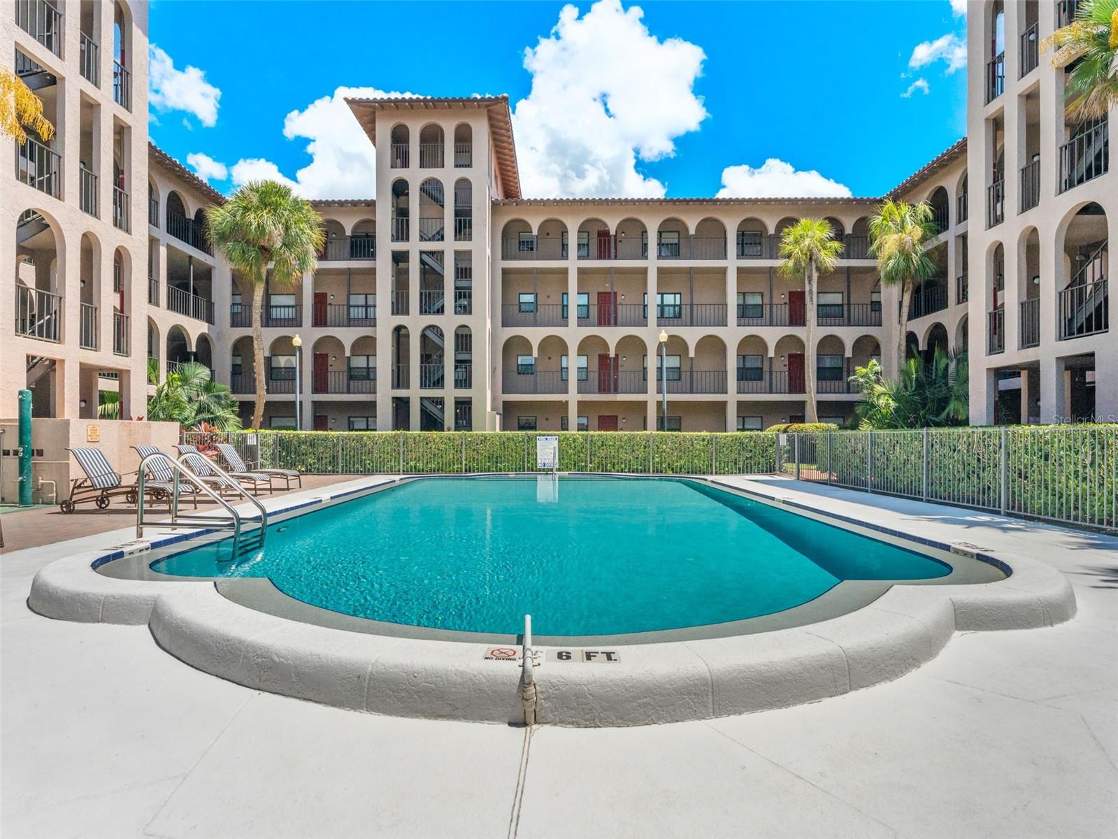 Image 27 of 40 For 6150 Gulfport Blvd  404