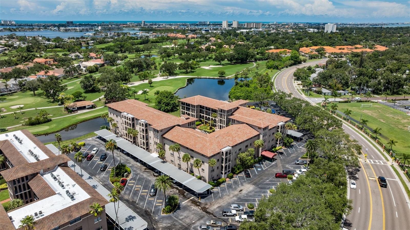 Image 37 of 40 For 6150 Gulfport Blvd  404