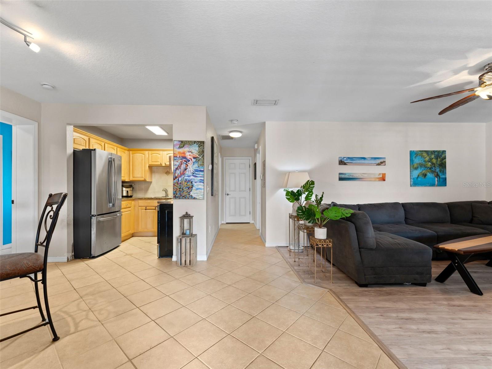 Image 8 of 40 For 6150 Gulfport Blvd  404