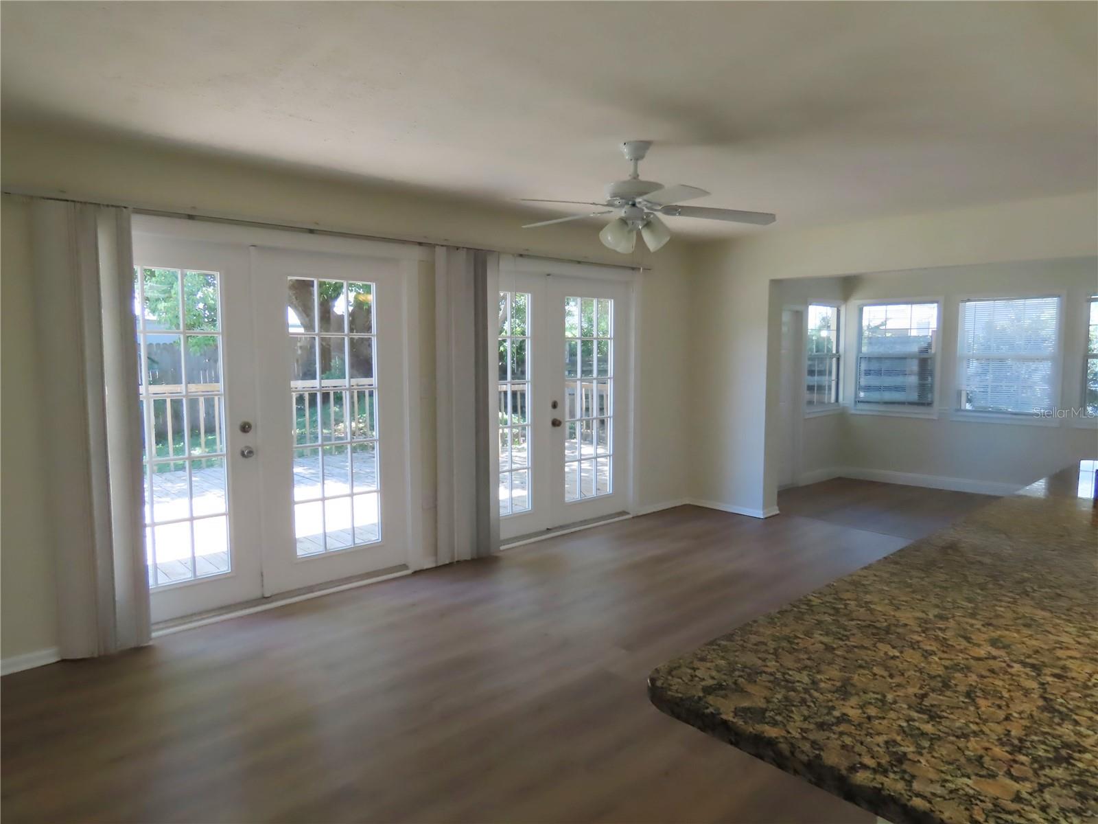 Image 14 of 32 For 1495 Lakeside Drive