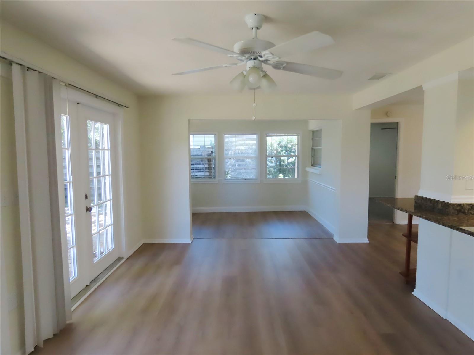 Image 15 of 32 For 1495 Lakeside Drive