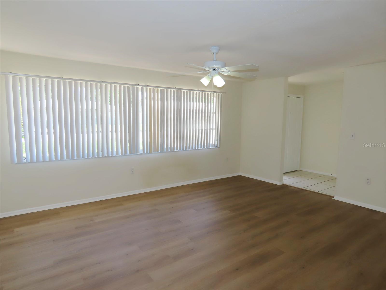 Image 9 of 32 For 1495 Lakeside Drive