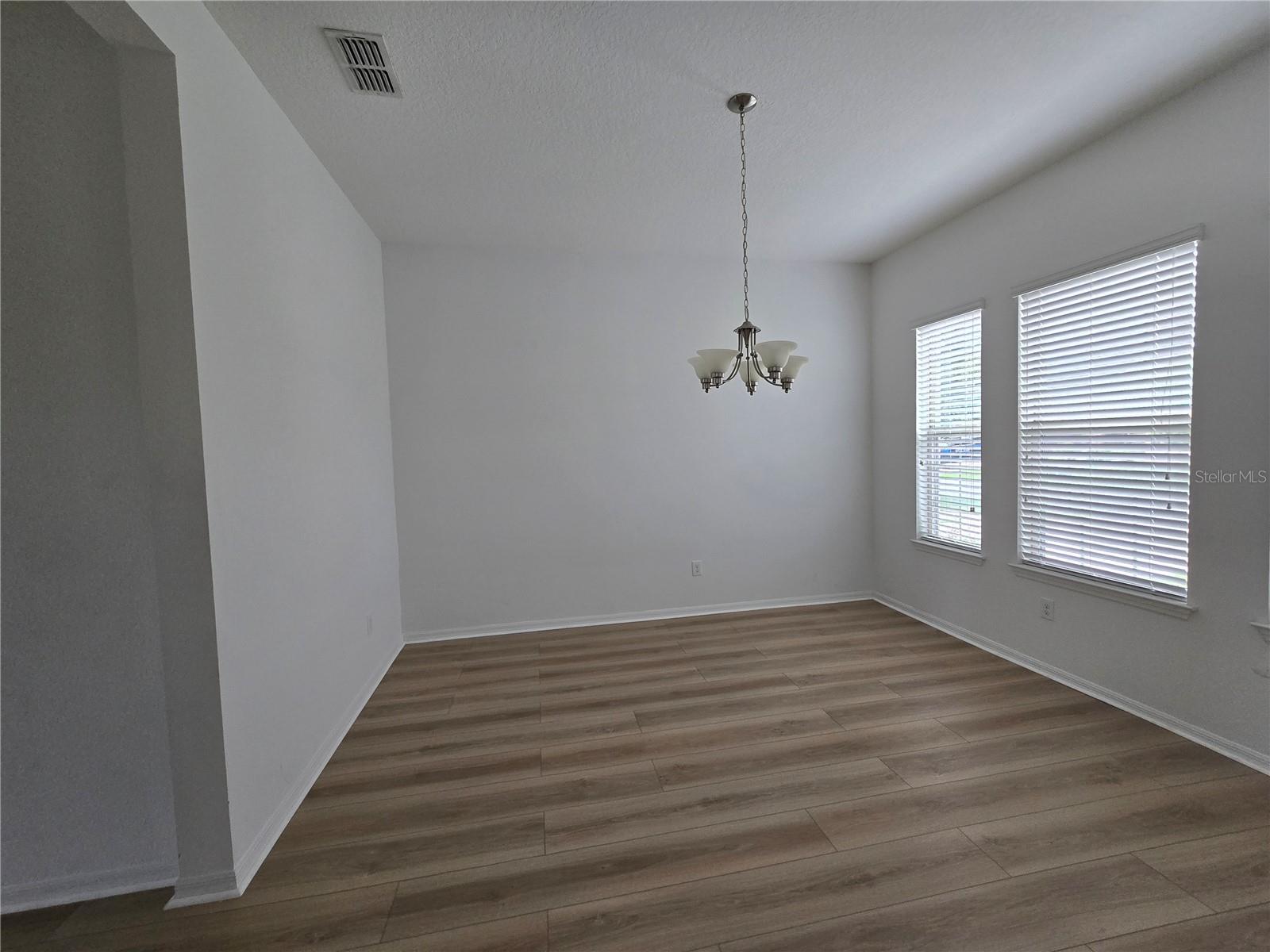 Image 36 of 47 For 11839 Cross Vine Drive
