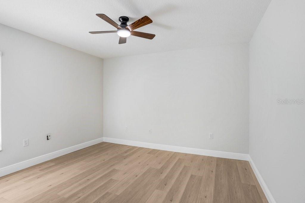 Image 18 of 29 For 14826 Heronglen Drive