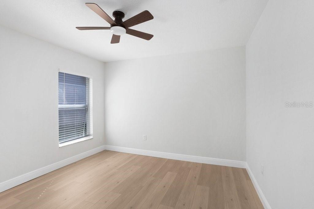 Image 20 of 29 For 14826 Heronglen Drive