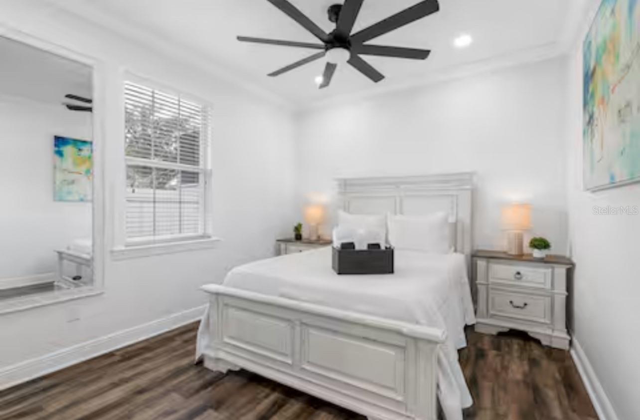 Image 11 of 31 For 3607 Macdill Avenue