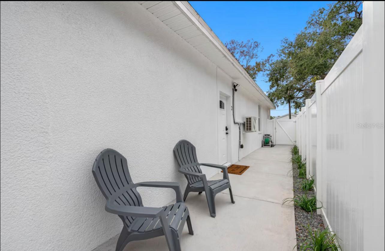 Image 22 of 31 For 3607 Macdill Avenue