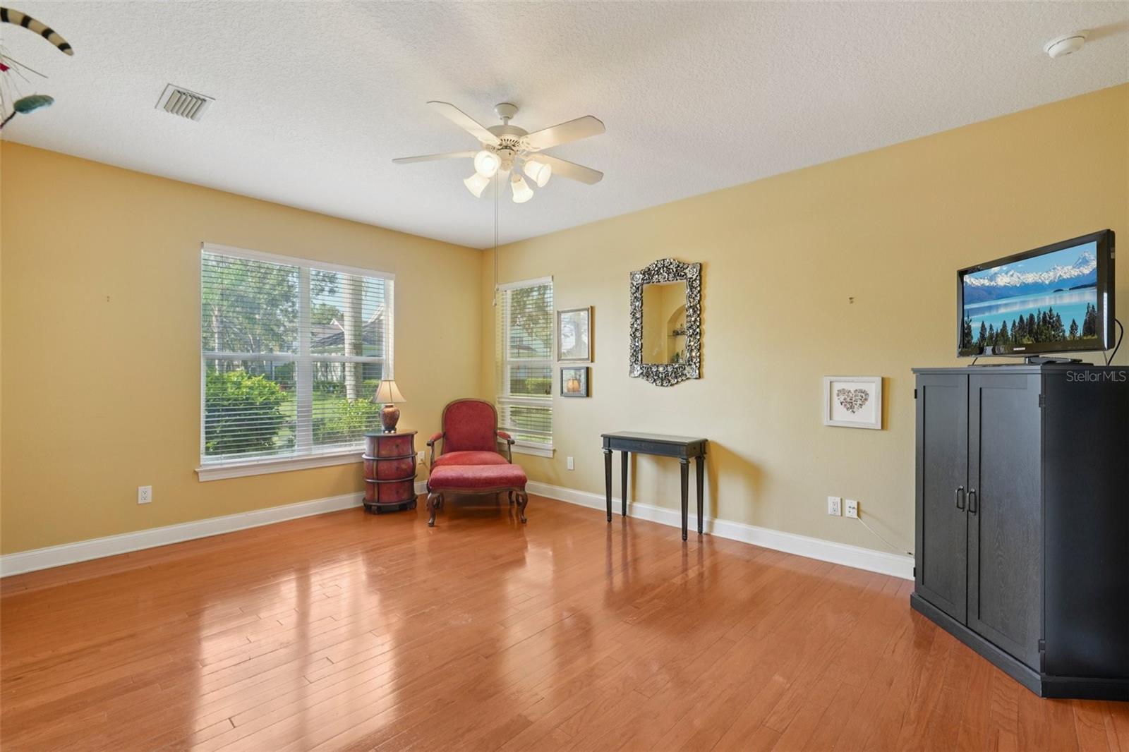 Image 18 of 69 For 3416 Heards Ferry Drive