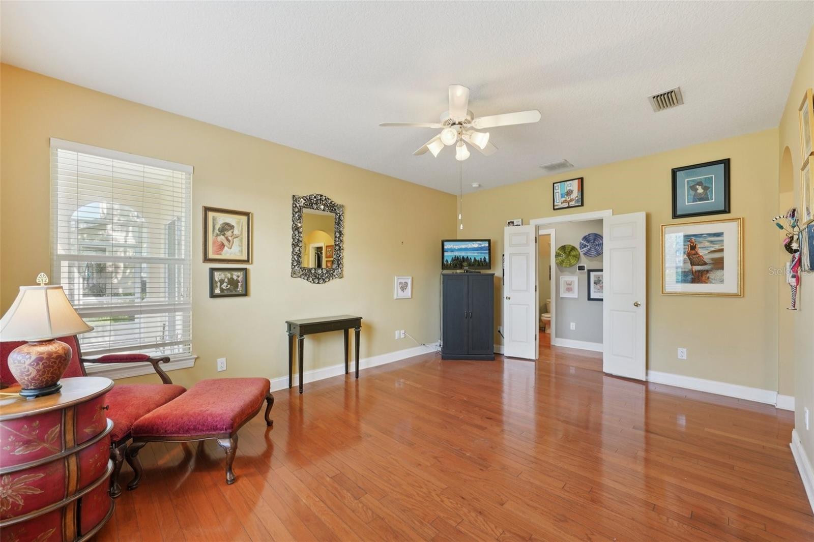 Image 19 of 69 For 3416 Heards Ferry Drive
