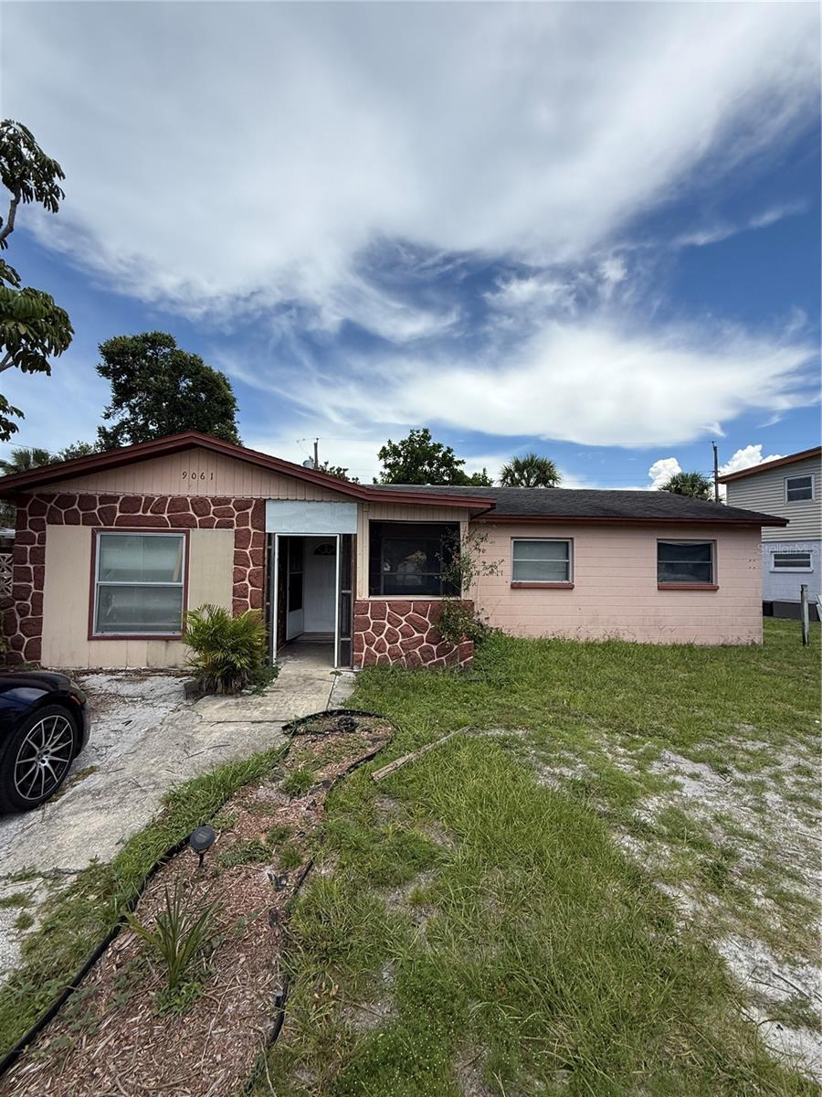 Details for 9061 Sunrise Drive, LARGO, FL 33773
