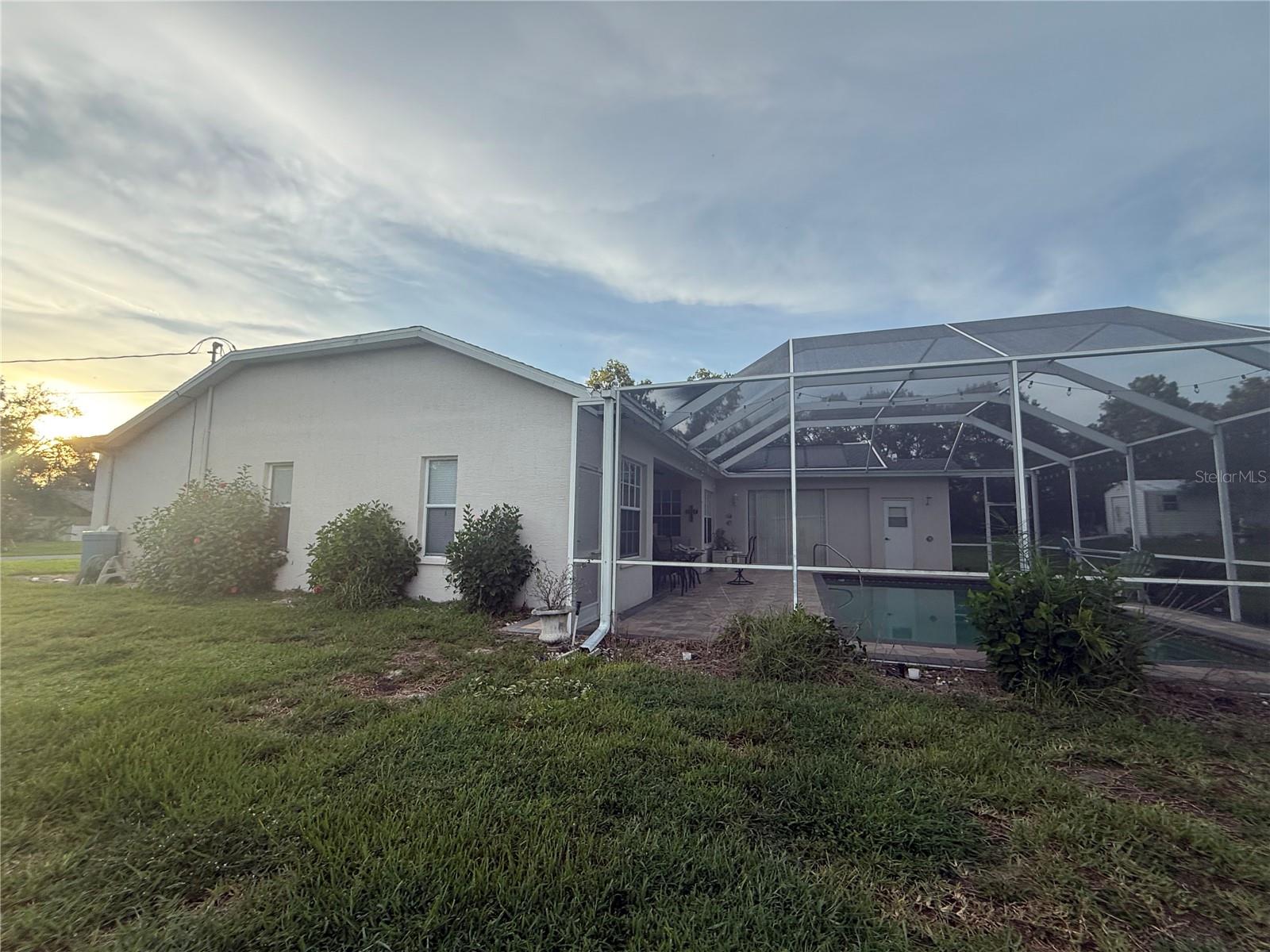 Image 60 of 72 For 1492 Findlay Avenue