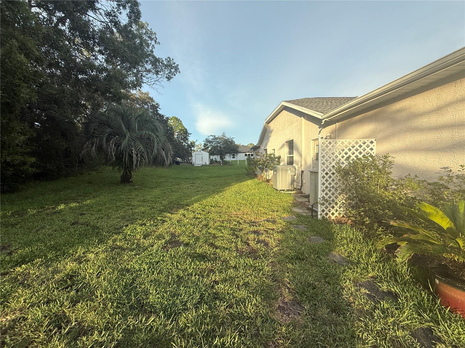 Image 70 of 72 For 1492 Findlay Avenue