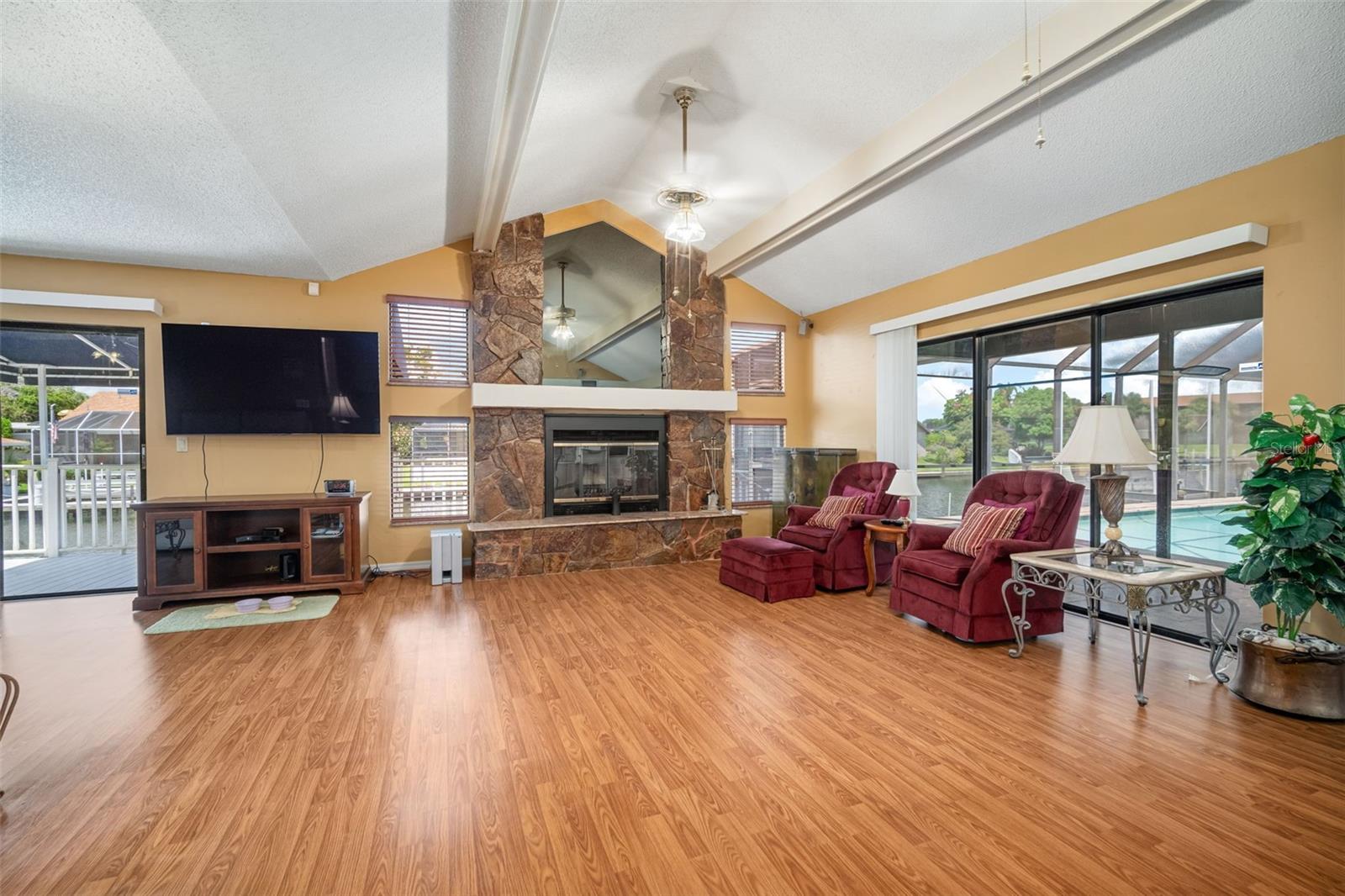 Image 33 of 94 For 6124 Galleon Way