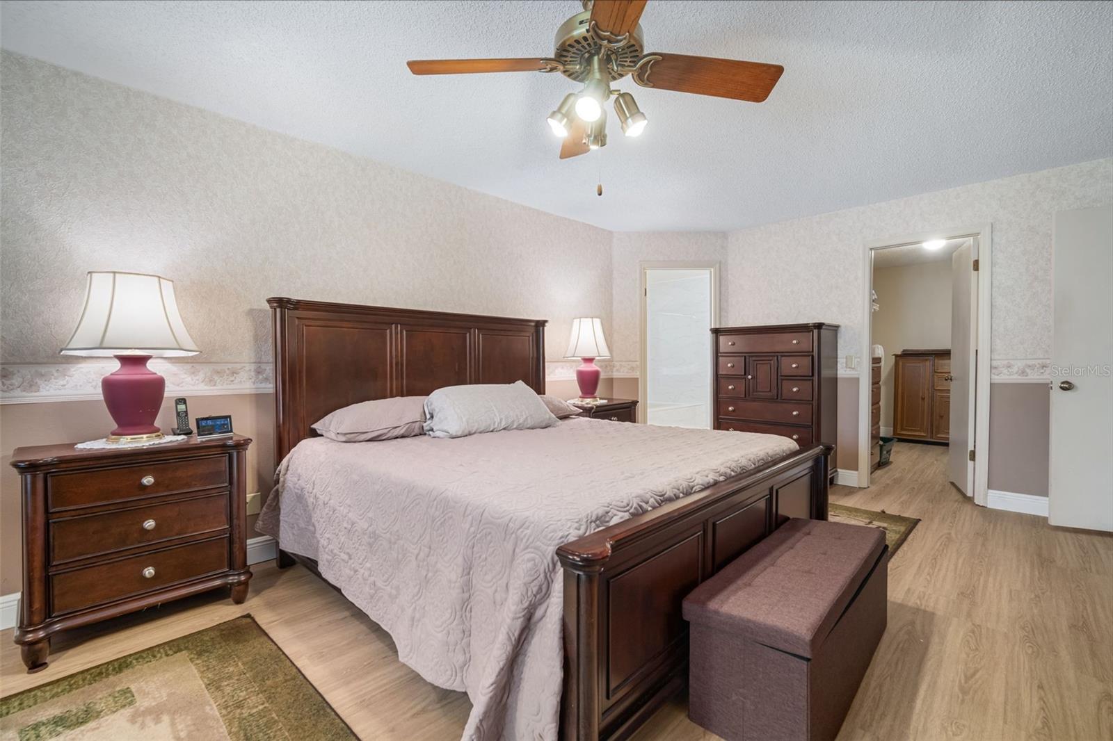 Image 46 of 94 For 6124 Galleon Way